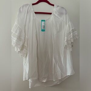 Carrie Lace detail white blouse by Madison & Berkeley NWT